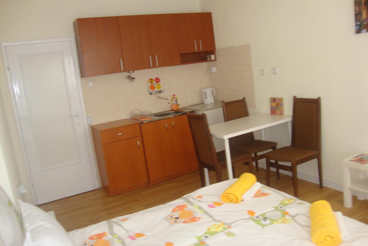 Guest Rooms Colours Kazanlak Exterior photo